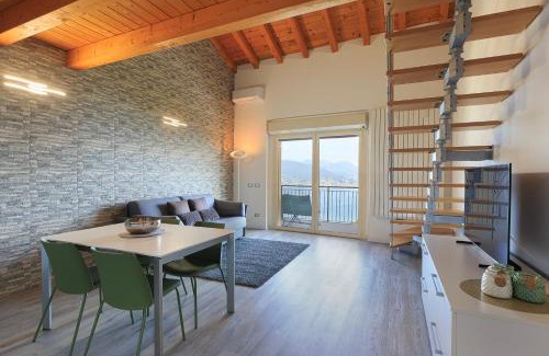 Carciano Apartment | Unforgettable Stay at Emozioni Vista Lago - 4-Star Retreat