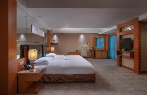 Xincheng Hotel | Discover Empark Grand Hotel Xi'an: 5-Star Comfort Awaits