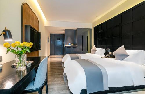 Guangzhou Central Business District Hotel | Empathy Hotel - Guangzhou East Railway Station Tianhe Sports Center