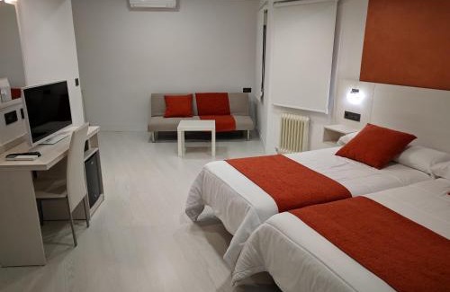 Centro Hotel | Family-Friendly Getaway at Emperatriz I with Great Reviews
