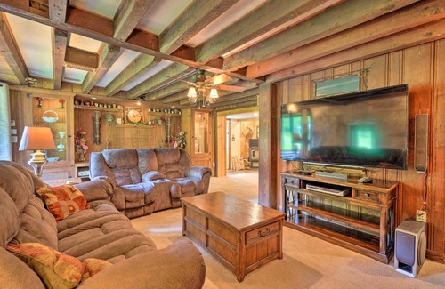 Emporium House | Inviting Emporium Colonial Home with Fire Pit & Hot Tub
