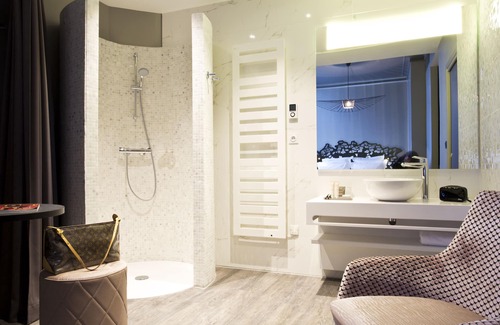 Bourgogne Hotel | Relax at Empreinte Hôtel & Spa: 4-Star Retreat with Spa