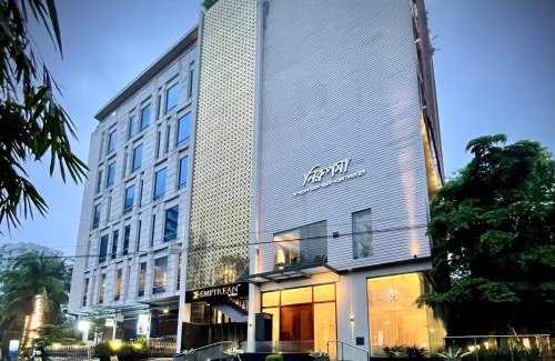 Dhaka Hotel | Accessible Comfort at Empyrean Dhaka City Centre Hotel