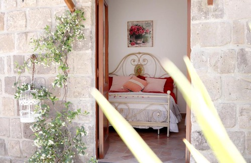 Santa Maria la Carita Apartment | Emy's Country House: Guest Rated 10/10 with Family-Friendly Perks