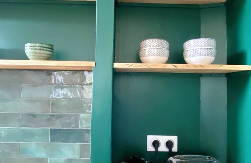 Les Sablettes House | Beachfront Retreat with Private Access and Ocean Views