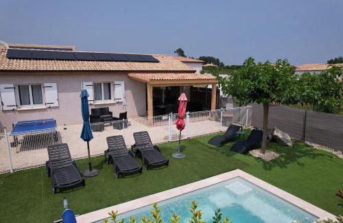 Joyeuse House | Experience L'Odyssée Gîte with Private Pool and Ocean View
