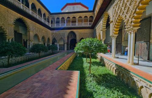 Triana Apartment | Ideal Stay in the Heart of Triana, Sevilla - 4 Star Hotel