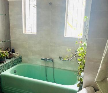 Barrio Sur House | Ideal Stay in the Heart of Barrio Sur - Family-Friendly!