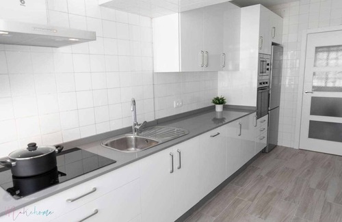 Punta Umbria Apartment | Beachfront Getaway: 3-Bedroom with Ocean Views