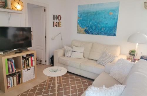 Port des Canonge House | Oceanfront Bliss at Sa Caseta des Port - Guest Rated 9.8