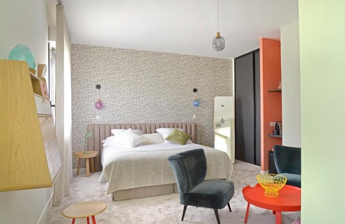 Aureville Hotel | Experience En Marge: Oceanfront Bliss with 4-Star Comfort