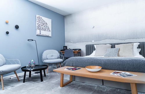 Aureville Hotel | Experience En Marge: Oceanfront Bliss with 4-Star Comfort