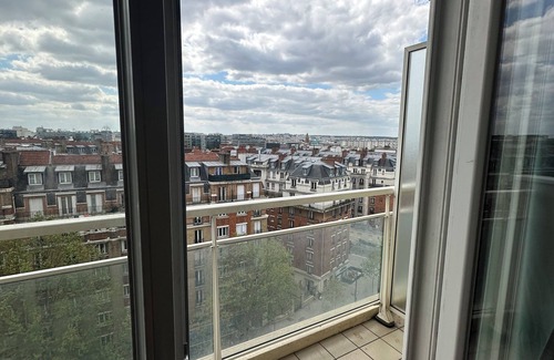 Parc-de-Montsouris Apartment | Family-Friendly Vrbo Property for Memorable Getaways
