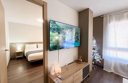 Andorra la Vella Apartment | Explore Andorra la Vella: Modern Stay with Parking