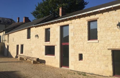 Rou-Marson House | Experience En Rou Libre: 4-Star Comfort with Pool & Breakfast