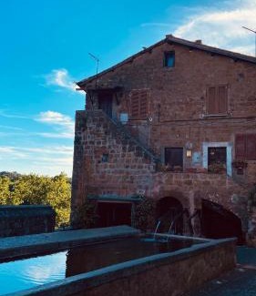 Sutri House | Top-Rated En Suite Sutri: Your Ideal Getaway Awaits