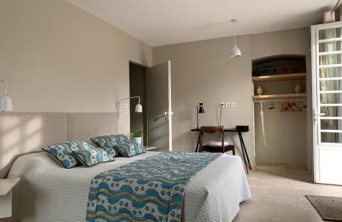 Louhans House | Enchanting EN VILLE à LA CAMPAGNE: Family-Friendly Retreat