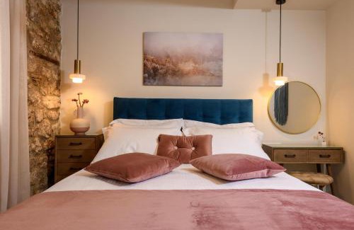 Panagia Apartment | Elegant Enavlion Luxury Domes: Family-Friendly Retreat