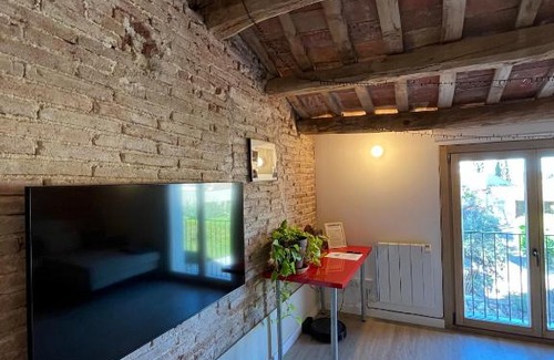 L'Ametlla del Valles Apartment | Charming Penthouse in l'Ametlla del Vallès for Families