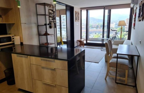 Las Condes Apartment | Inviting Apartment with Parking for Family Getaways