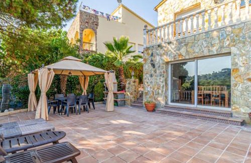 Palafolls House | Charming Rustic Home with Private Pool for Family Getaways