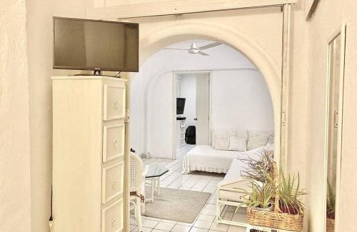 Manzanillo House | Delightful Casa Zona Dorada near Brisas Beach, 10/10 Rated
