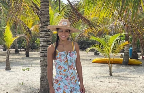 Monitos Cabin | Unforgettable Encanto de la Vega Hotel with Ocean Views