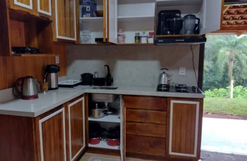 Sao Vendelino Cottage | Discover Encanto no Paraíso - Family and Pet Friendly Stay