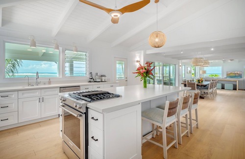Kilauea House | Experience Enchanted Beachfront Home with Ocean View