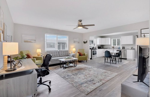 Aztec House | Enchanting Oasis with Family-Friendly Amenities and Kitchen