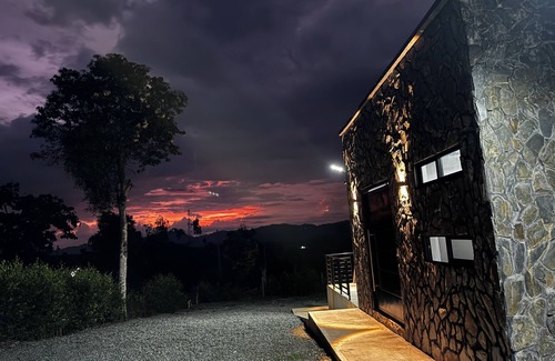 Quimbaya Ski Chalet | Enchanting 3-bedroom chalet in Quimbaya with stunning views