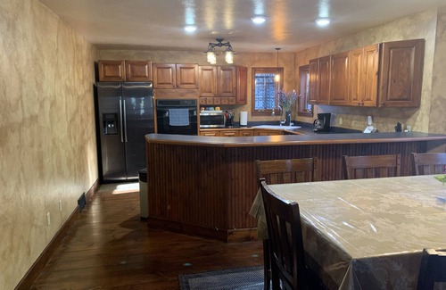 Rockerville House | Impressive Black Hills Castle Near Mt Rushmore & Rapid City