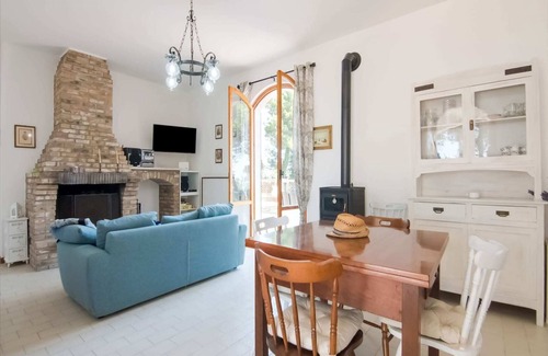 Pesaro House | Pet-Friendly Retreat: Belvilla by OYO Brezza dal Mare