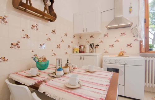 Pesaro House | Pet-Friendly Retreat: Belvilla by OYO Brezza dal Mare
