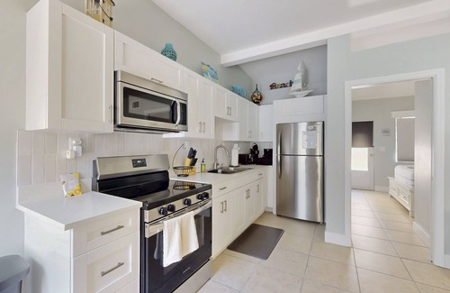 Indian Shores Condo | Perfect Oceanfront Condo with Full Kitchen & Pool Access