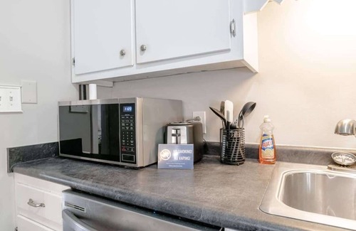 Mobile House | Pet-Friendly Forestwood Retreat with Top Guest Ratings