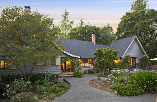 Forestville House | Experience Healdsburg Estate with Pool & Lush Gardens