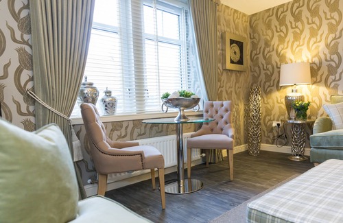 Cove Apartment | Idyllic Retreat Steps from Aberdeen with Spa & Breakfast