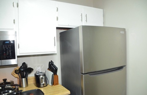 Enterprise Apartment | Serene Oasis - Centrally Located and Family Friendly Retreat
