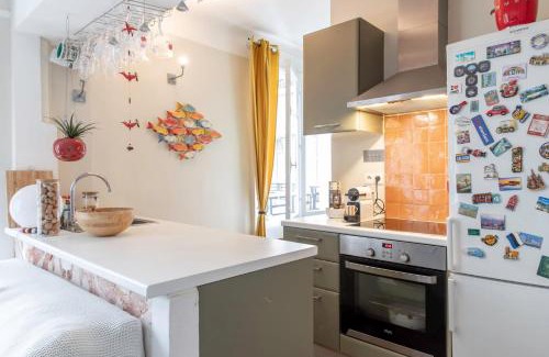 Quartier du Gros-Caillou Apartment | Captivating Paris Apartment with Family-Friendly Amenities
