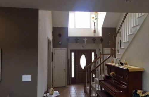 Austin Villa | Encino Viejo (Old Oak)-Ranch Style Home on 5 Acres