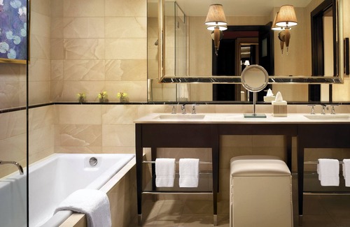 Las Vegas Strip Resort | Experience Encore at Wynn Las Vegas: 5-Star Elegance Awaits
