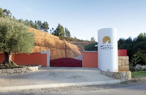 Sever do Vouga House | Unforgettable Encosta Dos Túneis: 4-Star Oceanfront Escape