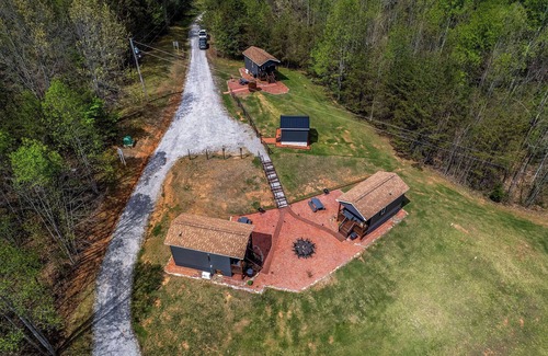 Moravian Falls Cabin | Discover Glory Cabin 2: Ocean View Retreat in Moravian Falls