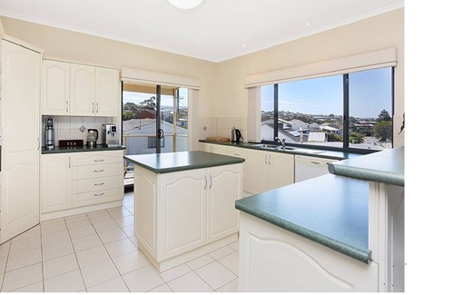 Encounter Bay House | Experience Breathtaking Ocean Views at Encounter the View