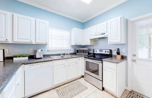 Orange Beach Villa | Pet-Friendly Bungalow with Pool & Spa – Guest Rated 10/10