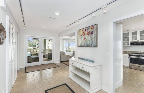Isle of Palms Condo | Unforgettable Beachfront Escape with Stunning Ocean Views