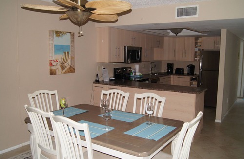 Sanibel Condo | Beachfront Oasis: Private Access & Pool, Rated 9.4/10