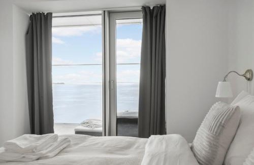 Aarhus C Apartment | Oceanfront Bliss with Private Balcony and Scenic Views