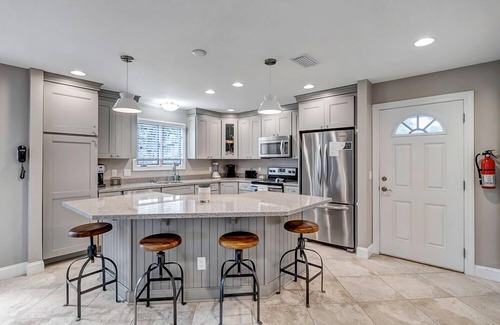 Sawgrass Condo | Endless Summers Await in Sawgrass - Beach & Golf Retreat